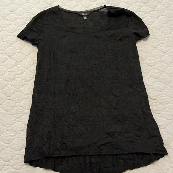 Black Vera Wang woman’s black shirt - Picture 1 of 3